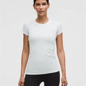 Lululemon Athletica White Short Sleeve Tee
